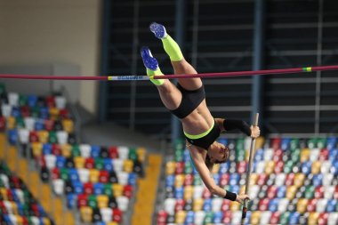 Türkiye Atletizm Federasyonu kapalı Atletizm rekor denemesi yarış