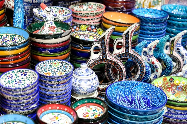 Cerâmica turca em Grand Bazaar, Istambul, Turquia — Fotografia de Stock