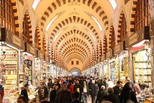 Bazar de especiarias em Istambul, Turquia — Fotografia de Stock