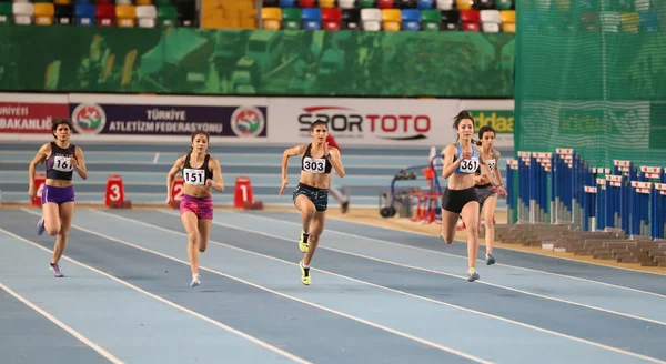 Türkiye Atletizm Federasyonu Olimpiyat eşik kapalı rekabet — Stok fotoğraf