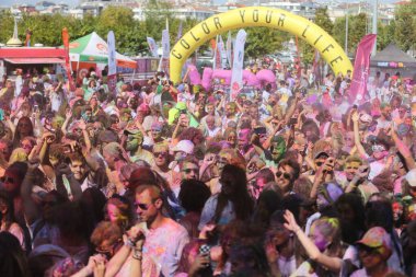 Renkli gökyüzü 5k Istanbul