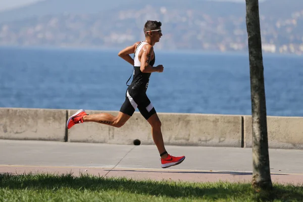 Istanbul etu triathlon balkan campeonatos — Fotografia de Stock