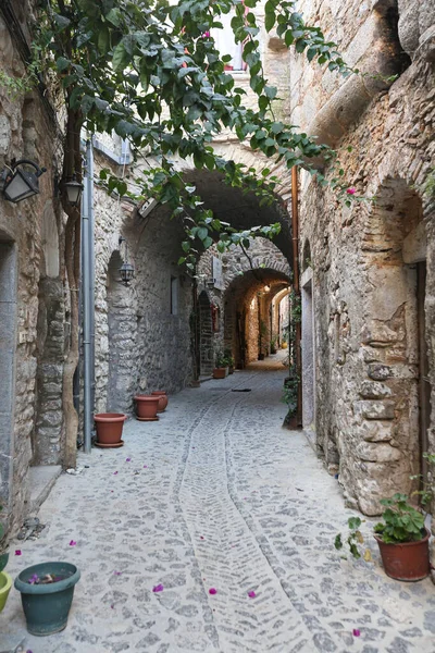 Strada tradizionale a Mesta, isola di Chios, Grecia — Foto Stock