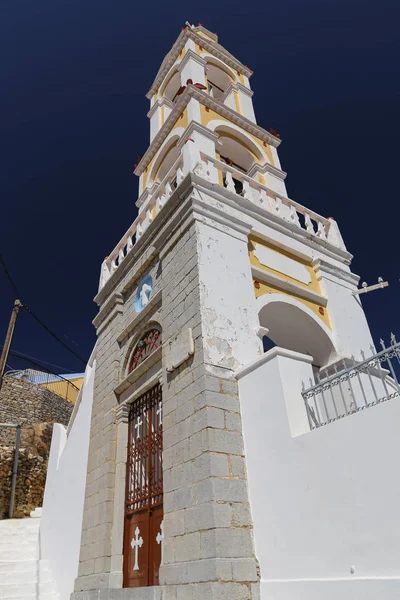 Steeple de uma Igreja em Symi Island, Grécia — Fotografia de Stock