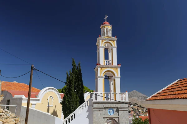 Steeple de uma Igreja em Symi Island, Grécia — Fotografia de Stock