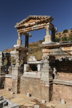 Efes Antik Kentinde Trajan Çeşmesi, İzmir, Türkiye