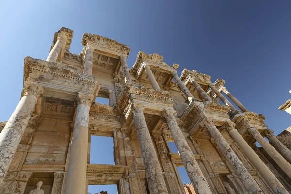 Biblioteca di Celso a Efeso, città di Smirne, Turchia — Foto Stock