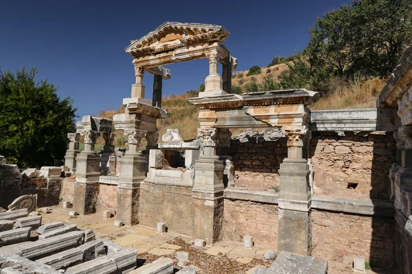 Brunnen von Trajan in Ephesus antike Stadt, Izmir, Türkei — Stockfoto
