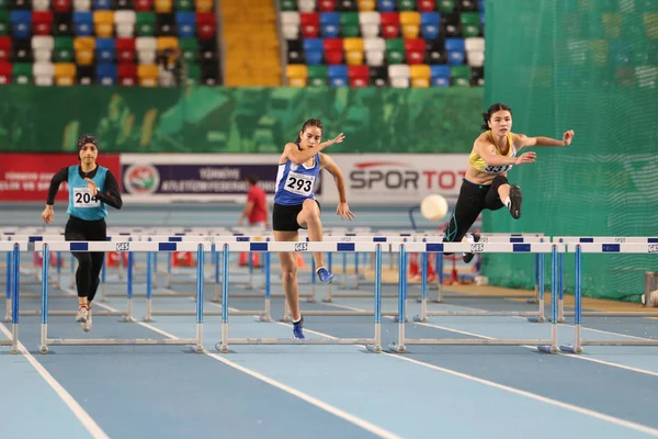 Tureckiej Federacji lekkiej atletyki próg olimpijski kryty konkurencji — Zdjęcie stockowe