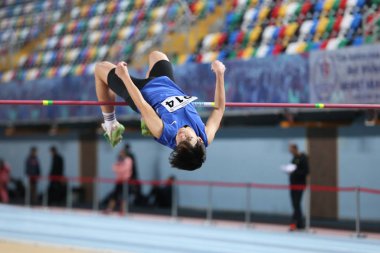 Türkiye Atletizm Federasyonu kapalı Atletizm rekor denemesi yarış