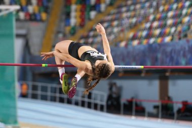 Türkiye Atletizm Federasyonu kapalı Atletizm rekor denemesi yarış