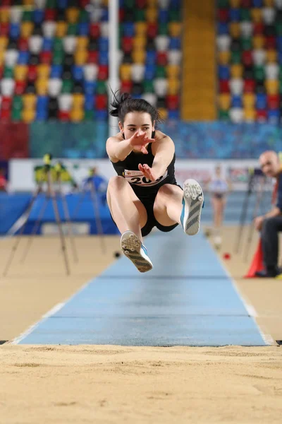 Istanbul Turquia Fevereiro 2020 Atleta Indefinido Triplo Salto Durante Campeonato — Fotografia de Stock