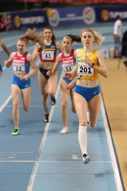 İstanbul, Türkiye - 09 Şubat 2020: Balkan U20 Salon Atletizm Şampiyonası sırasında koşan sporcular