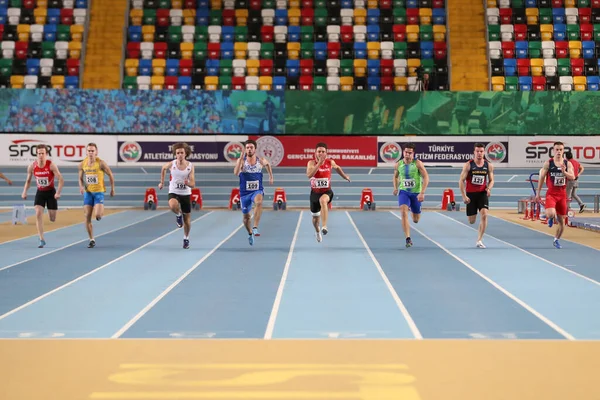 Istanbul Turquia Fevereiro 2020 Atletas Que Correm Metros Durante Campeonatos — Fotografia de Stock