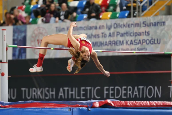 イスタンブール トルコ 2020年2月15日 バルカン陸上室内選手権中の未定義の選手高ジャンプ — ストック写真