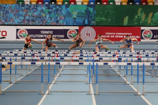 Istanbul Turkey February 2020 Athletes Running Metres Hurdles Istanbul Athletics — Stock Photo, Image