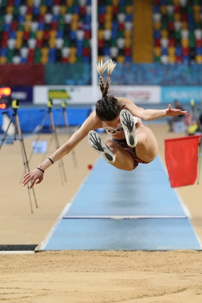 Istanbul Turquía Febrero 2020 Atleta Indefinido Saltando Durante Salto Ruhi —  Fotos de Stock