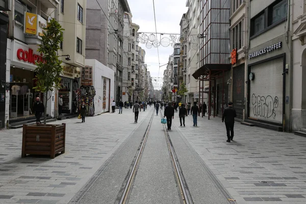 Istanbul Turkey May 2020 Daily Life Istiklal Avenue Coronavirus Pandemic — Stock Photo, Image