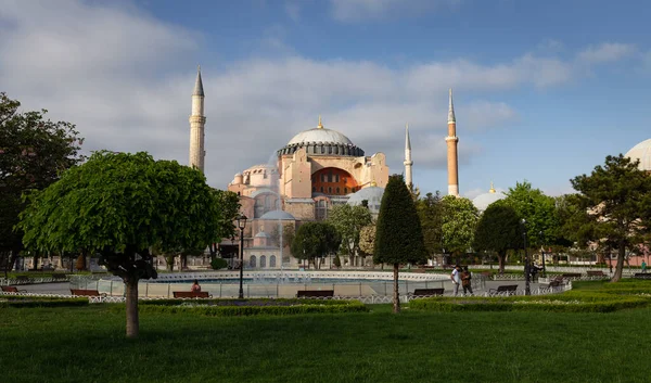 Istanbul Turchia Maggio 2020 Vita Quotidiana Piazza Sultanahmet Durante Pandemia — Foto Stock