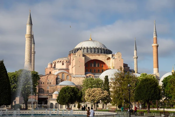 Istanbul Turquia Maio 2020 Vida Diária Praça Sultanahmet Durante Pandemia — Fotografia de Stock