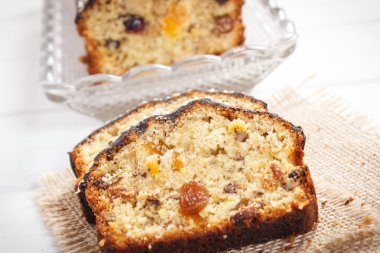 Taze pişmiş meyveli üzerinde panoları