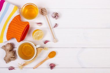 Sıcak su şişesi, çay ve hazırlık ısınma içecek, metin için kopya yer için malzemeler