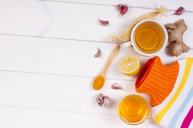 Sıcak su şişesi, çay ve hazırlık ısınma içecek, metin için kopya yer için malzemeler