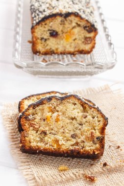 Taze pişmiş meyveli üzerinde panoları