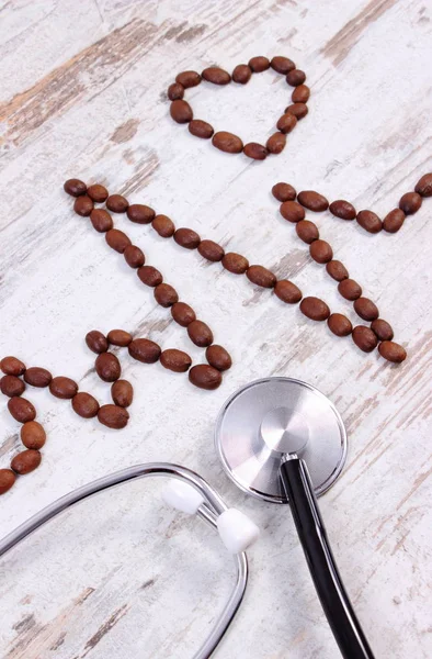 Cardiograma linha de grãos de café e estetoscópio, medicina e conceito de cuidados de saúde — Fotografia de Stock