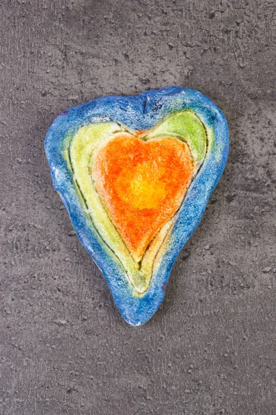 Corazón de San Valentín hecho de masa de sal, símbolo del amor — Foto de Stock