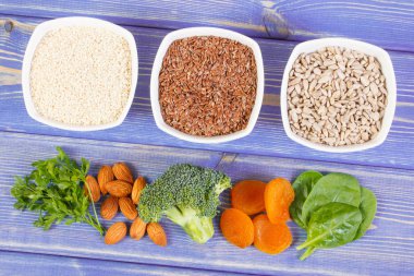 Ürün ve kalsiyum ve diyet lifi, sağlıklı beslenme içeren maddeler