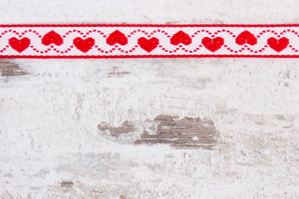 Dekoratif kurdele ile kalp şekli, kopya alanı metin için — Stok fotoğraf