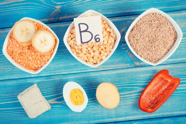 Vintage Fotoğraf, ürün ve malzemeler içeren vitamin B6 ve diyet lifi, sağlıklı beslenme