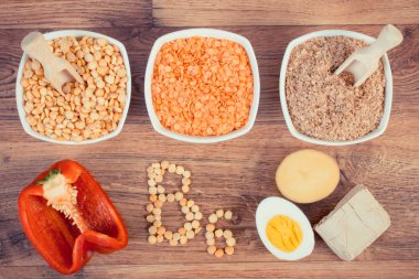 Vintage Fotoğraf, ürün ve malzemeler içeren vitamin B6 ve diyet lifi, sağlıklı beslenme