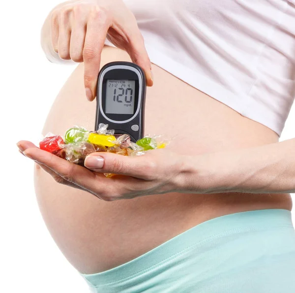 임신 중 건강 한 영양, 당뇨병 및 화려한 사탕, glucometer 임신한 여자 — 스톡 사진