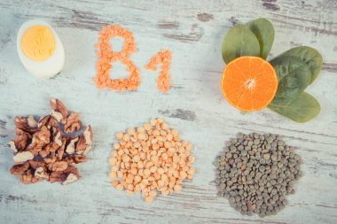 Vintage Fotoğraf, ürün ve malzemeler içeren vitamin B1 ve diyet lifi, sağlıklı beslenme