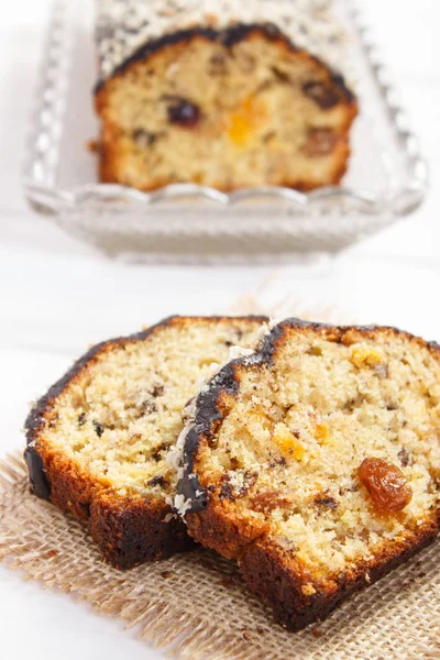 Taze pişmiş meyveli üzerinde panoları