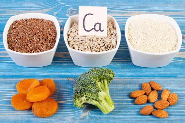 Produits et ingrédients contenant du calcium et des fibres alimentaires — Photo