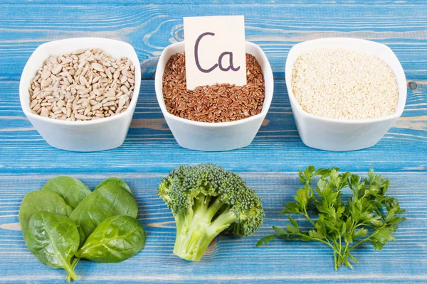 Ingrédients contenant du calcium et des fibres alimentaires, concept d'alimentation saine — Photo