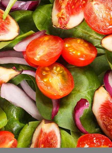 Salada de frutas e legumes frescos como fundo, conceito de nutrição saudável — Fotografia de Stock