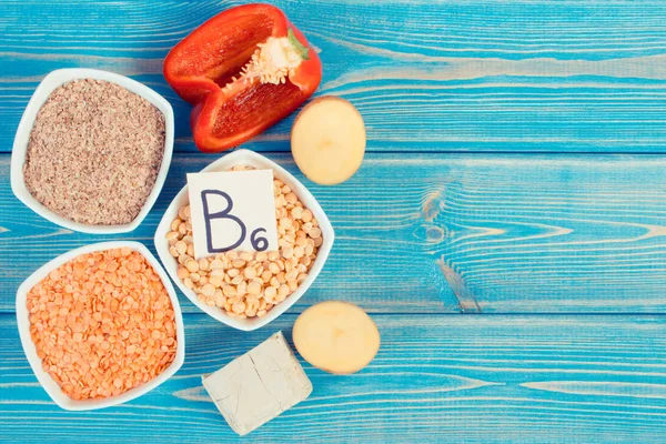 Vintage Fotoğraf, ürün ve malzemeler içeren vitamin B6 ve diyet lifi, sağlıklı beslenme