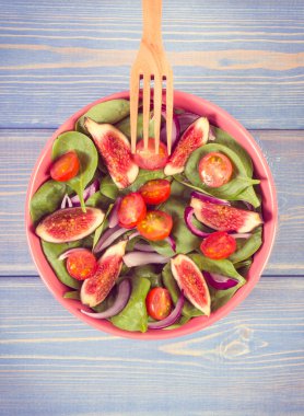 Vintage Fotoğraf, meyve ve sebze salatası ahşap çatal, sağlıklı beslenme kavramı ile