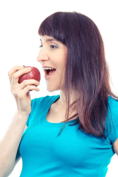 Foto vintage, mulher feliz comendo maçã fresca, conceito de nutrição saudável — Fotografia de Stock