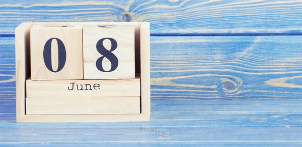 Vintage photo, June 8th. Date of 8 June on wooden cube calendar — Stock Photo, Image