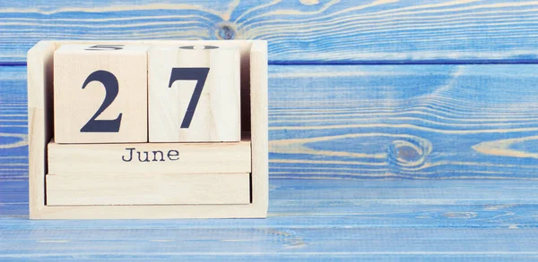 Vintage photo, June 27th. Date of 27 June on wooden cube calendar — Stock Photo, Image