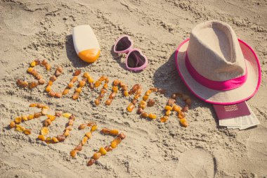 Yazıt yaz 2017, güneşlenme ve pasaport ve para birimlerinin dolar için aksesuarlar