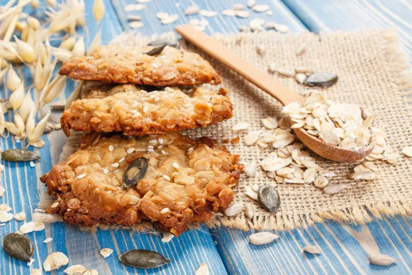 Yulaf ezmeli Kurabiye Pişirme, sağlıklı tatlı kavramı için malzemeler ile