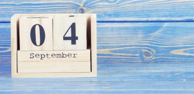 Vintage Fotoğraf, 4 Eylül. Tarihi ahşap küp takvim tarih 4 Eylül