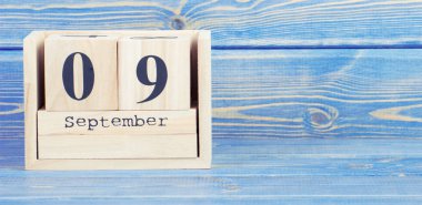 Vintage Fotoğraf, 9 Eylül. Tarihi ahşap küp takvim üzerinde 9 Eylül