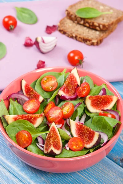 Ensalada de frutas y verduras e ingredientes para preparar comidas, estilo de vida saludable y concepto nutricional —  Fotos de Stock